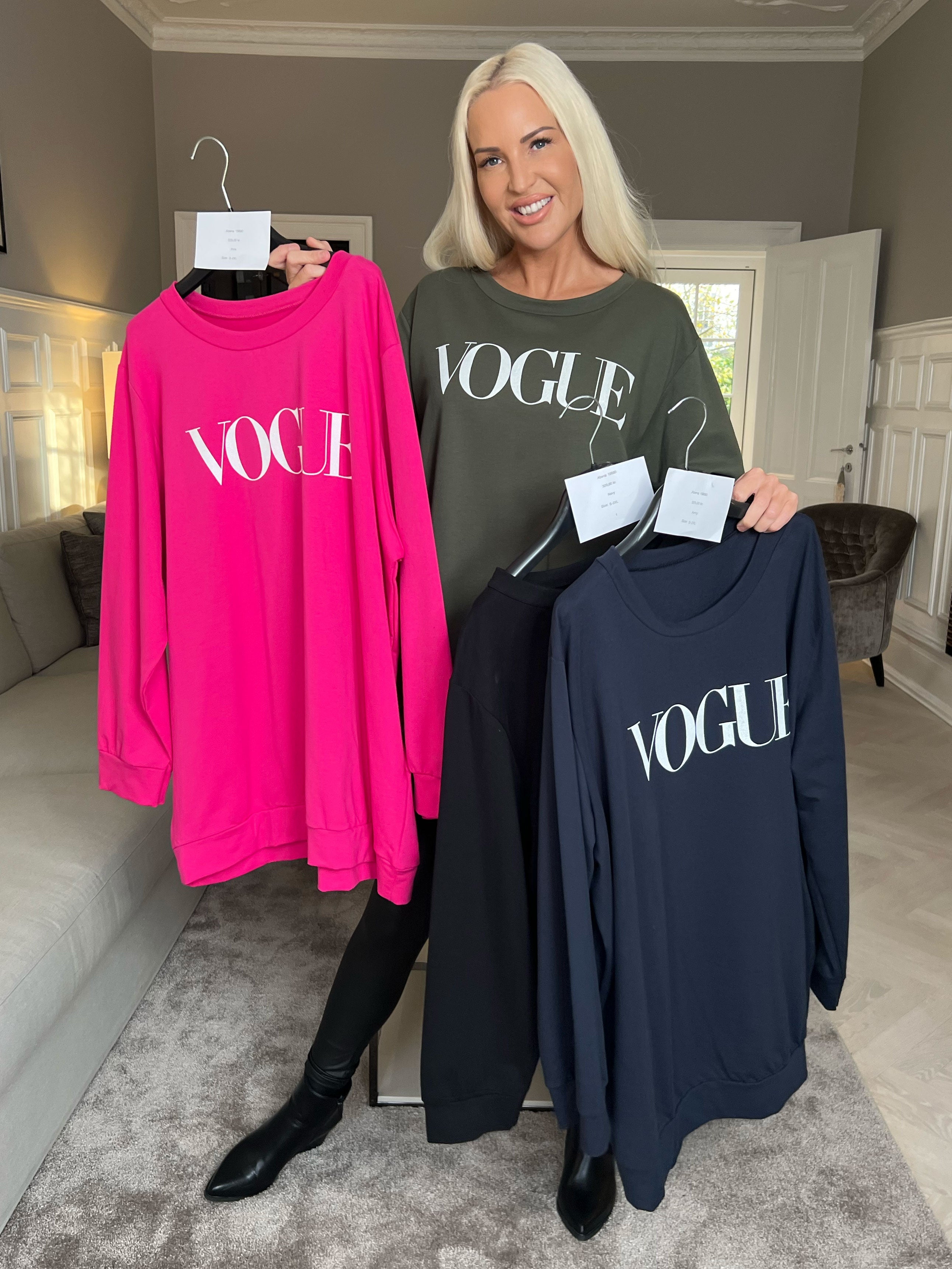 Abena - Sweatshirt med vogue stående på bröstet